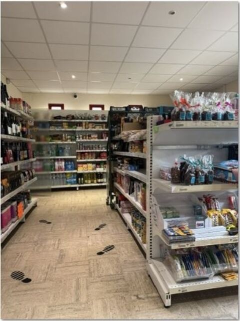   Fonds de commerce à vendre proche de CARHAIX PLOUGUER (29) 