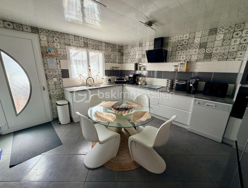 Maison individuelle 5 pièces  113 m² avec terrain, piscine et dépendances - Lumes