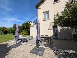 Maison 5 pièces 94 m² · à Vaulx-en-Velin · 94 m² · 319 000 €