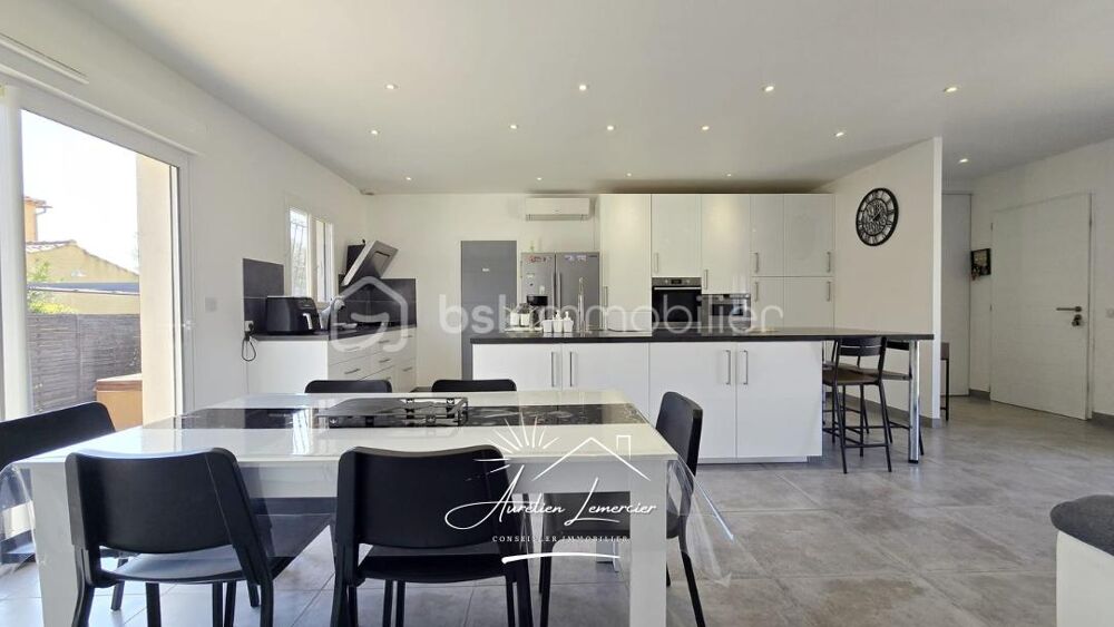 Villa 6 pièces 180 m² sur un terrain de 600 m² - Clarensac
