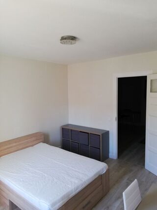  Appartement à louer 1 pièce 33 m²