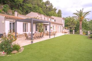  Villa � vendre 8 pi�ces 265 m�