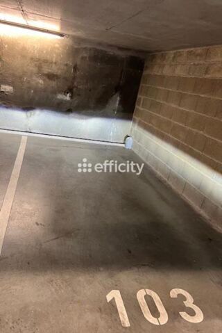  Parking / Garage à vendre 12 m²