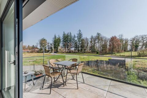   T4 SPACIEUX, LUMINEUX AVEC BALCON, CAVE ET PLACE DE PARKING Appartement - 4 pièce(s) - 81 m²