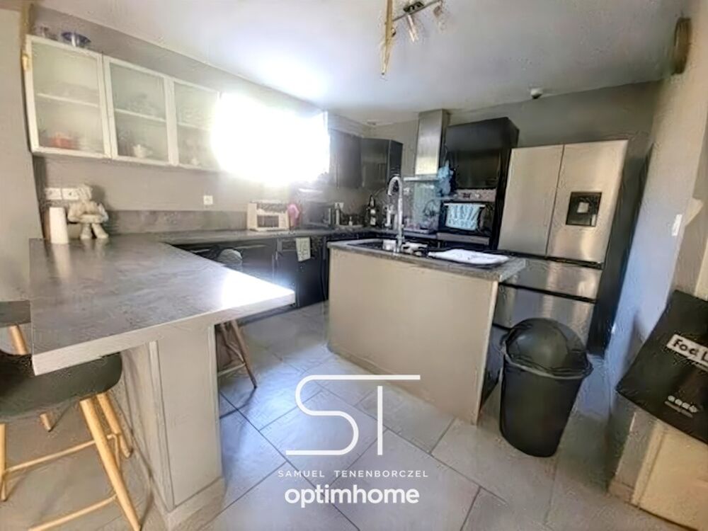 Maison familiale 5 ch de 148 m²  Le Mesnil-Guillaume (14100)