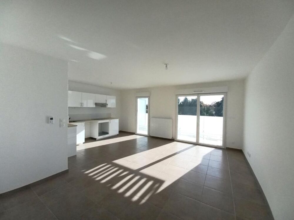 T3 NEUF avec balcon et parking au PONTET