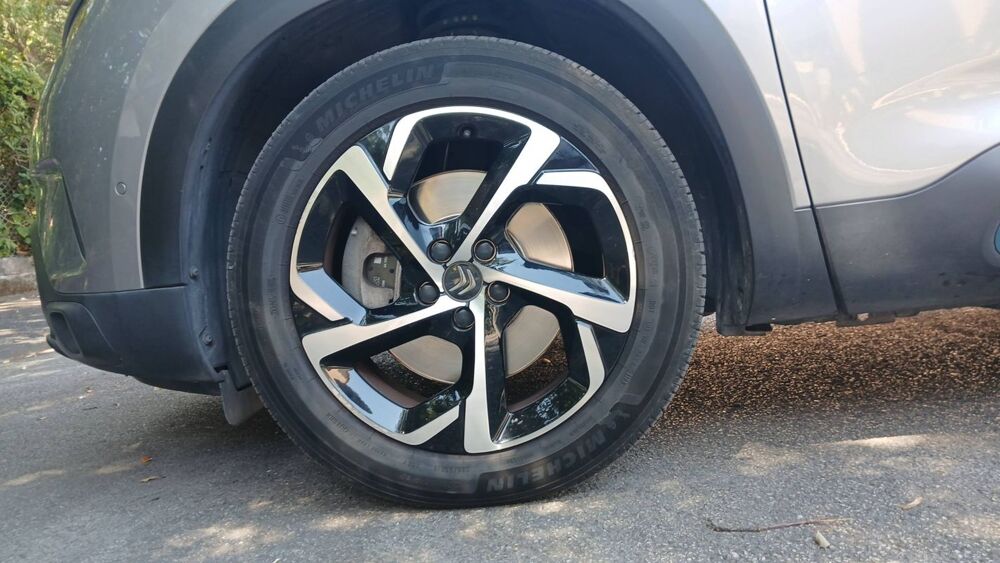 C5 aircross 1.6 THP PureTech 224 Plug in Hybrid e-EAT8 Shine - Entretien 2021 occasion 83000 Toulon