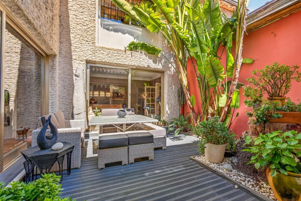 Maison 10 pièces 350 m² · à Chateauneuf les Martigues · 350 m² · 700 000 €