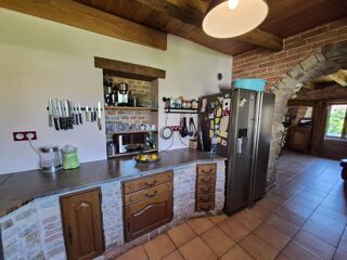  Propriété/château à vendre 5 pièces 148 m²