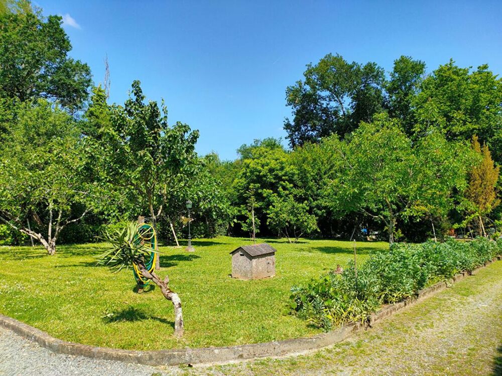 � vendre  Maison Yvrac (33370)