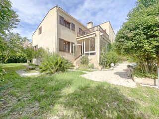  Villa à vendre 8 pièces 159 m²