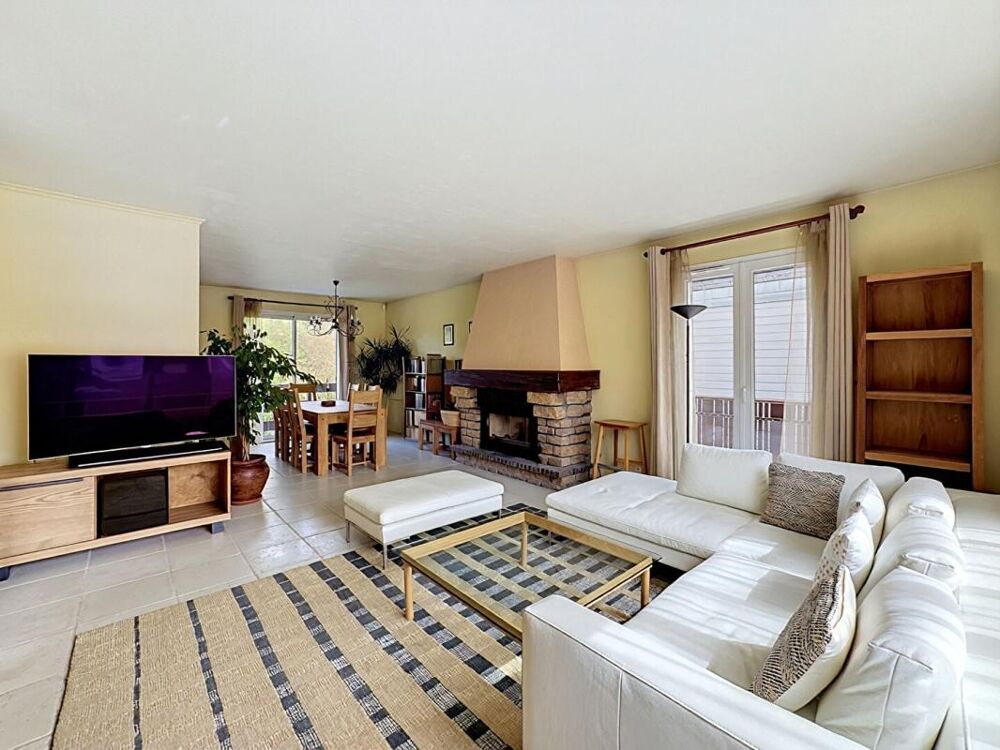 Vente Maison IGNY 185 m2 FACE À LA NATURE : UNE MAISON FAMILIALE RARE Igny