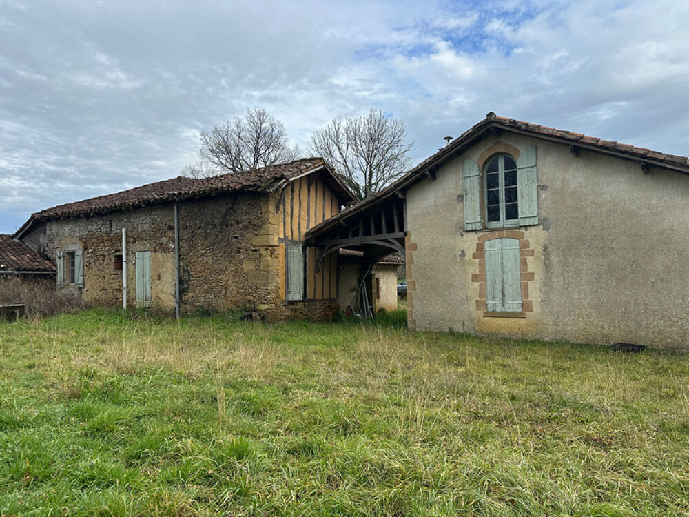 Ensemble de deux maisons à rénover sur 7700 M2
