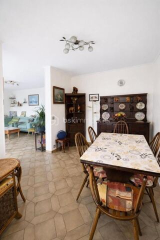  Appartement � vendre 5 pi�ces 77 m�