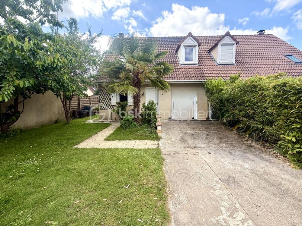 Vente Maison Maison familiale T5 88m2 avec jardin et garage Nandy