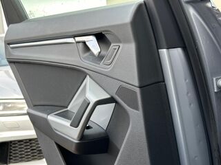 Q3 II 35 TDI 150 BUSINESS LINE S tronic 7 2020 occasion 78240 Chambourcy