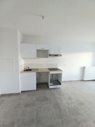  Appartement à louer 2 pièces 37 m²