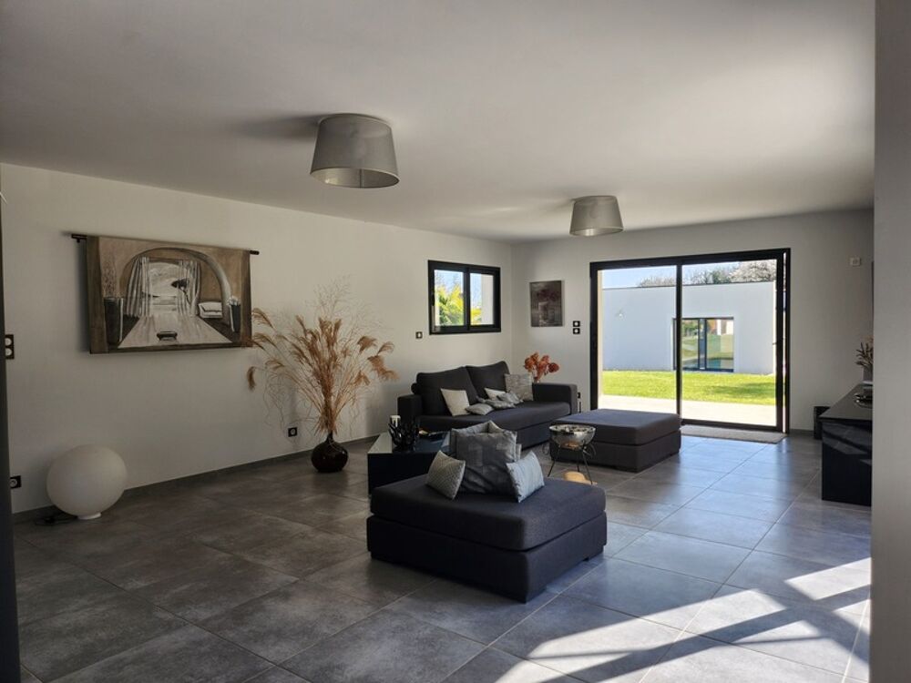 � vendre  Maison Sainte-Nathal�ne (24200)