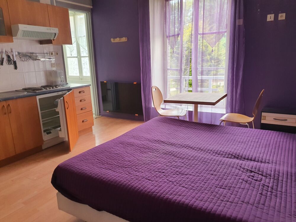 Dpt Vosges (88), à vendre VITTEL - ENSEMBLE de 2 STUDIOS secteur PARC THERMAL