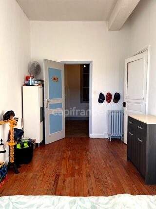  Immeuble à vendre 6 pièces 195 m²