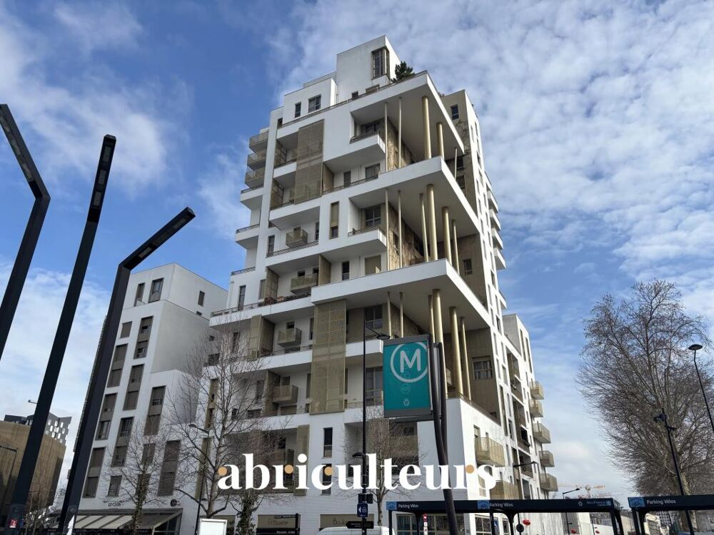 Vente Appartement Vaste appartement de caractère 119 m² en immeuble d'architecte avec balcon et terrasse à Aubervilliers (93300) Aubervilliers