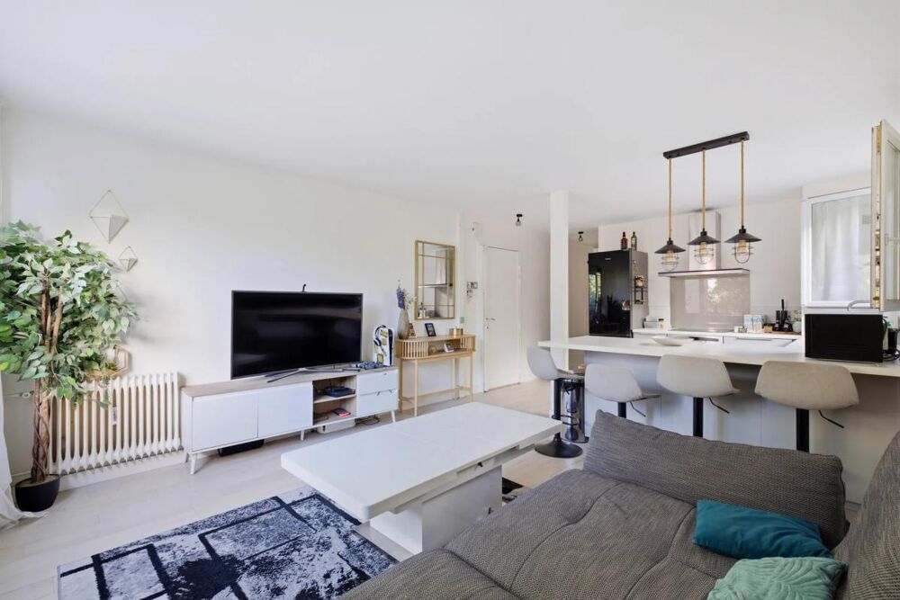 Appartement 3 pièces de 56 m² à Suresnes