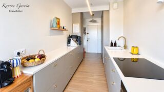 Vente Appartement A QUELQUES MINUTES A PIED DU PORT DU BRUSC - APPARTEMENT DE TYPE 2 - CAVE - PLACE DE PARKING PRIVATIVE Six fours les plages