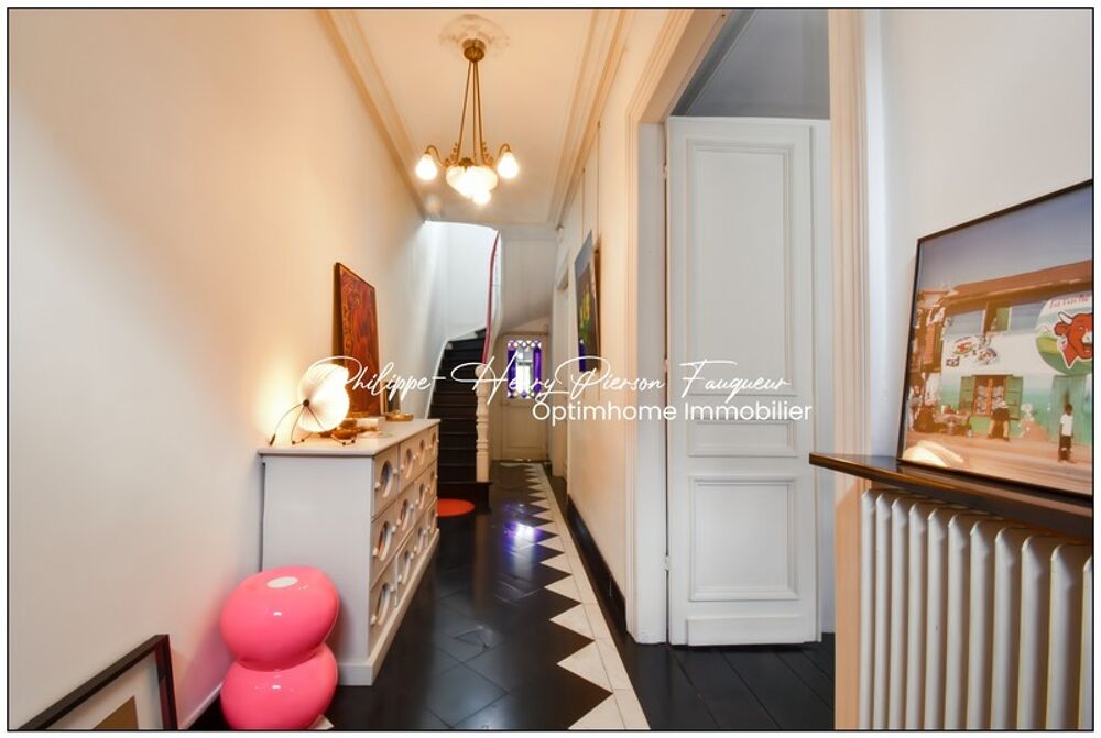 Vente Maison Exclusivité Maison familiale de caractère • 259 m² • 5 chambres • Jardin • Cave • Fibre • Alarme • 2 garages possibles – Saint-M Lille