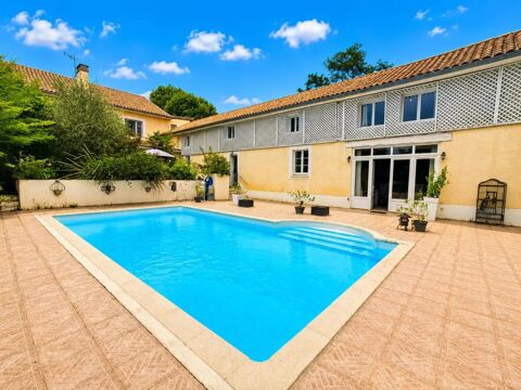   Propriété d'exception aux multiples possibilités - 384 m² Propriété/château - 14 pièce(s) - 384 m²