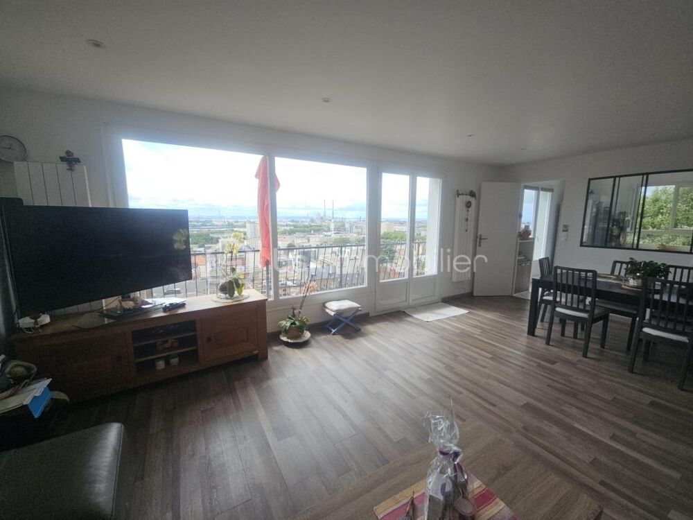 * MAISON 3 CHAMBRES + 1 BUREAU / GARAGE / JARDIN / VUE