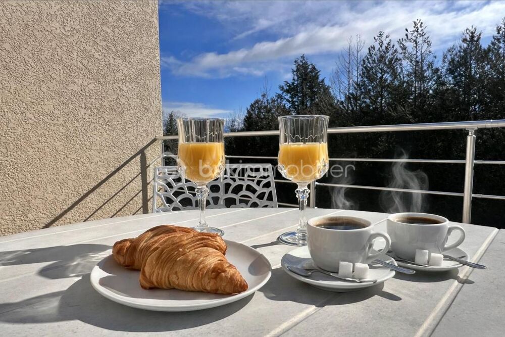 Vente Maison Villa récente - Idéale pour grande famille ou pour recevoir Claix