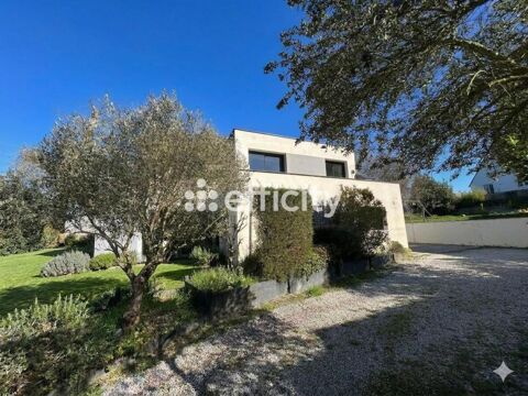   Maison Maison - 7 pi�ce(s) - 206 m�