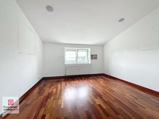  Appartement � vendre 4 pi�ces 160 m�