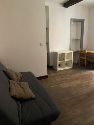  Appartement à louer 1 pièce 35 m²