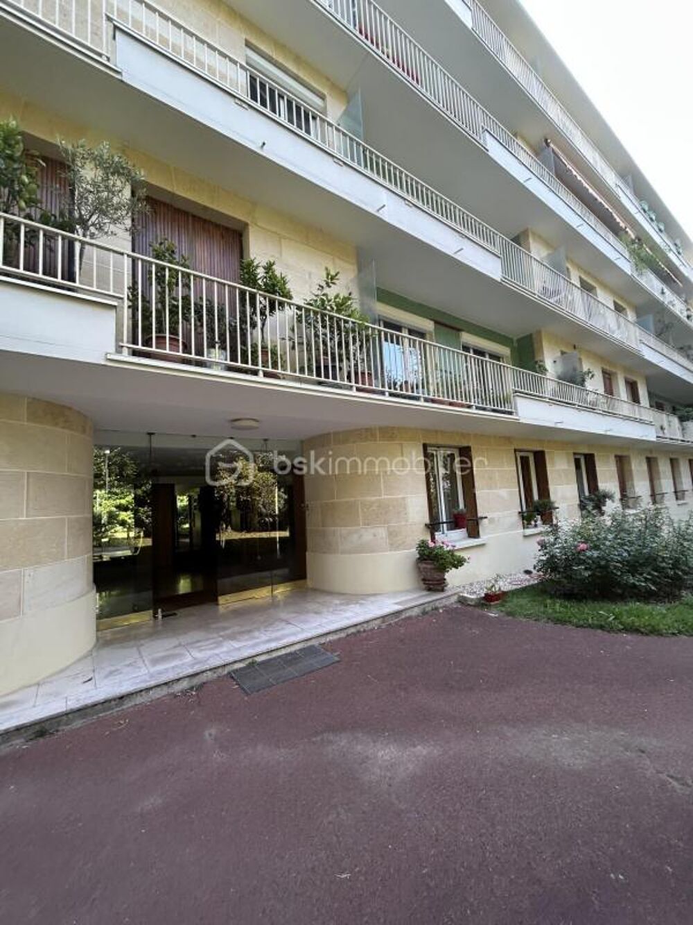 Sèvres  Appartement 4 pièces dernier étage potentiel locatif ou famille