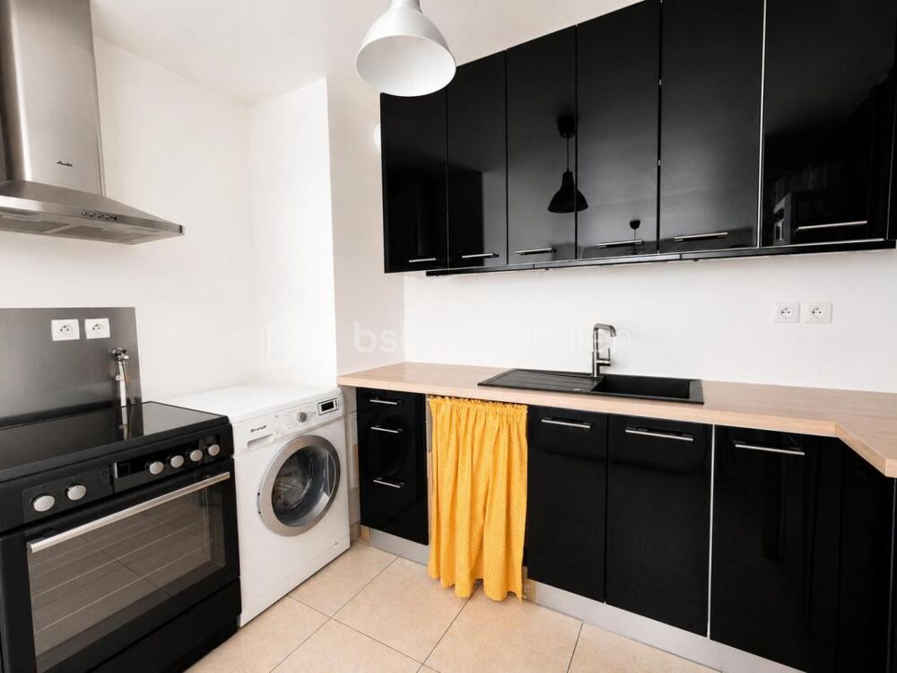 Charmant T2 lumineux avec balcon et parking