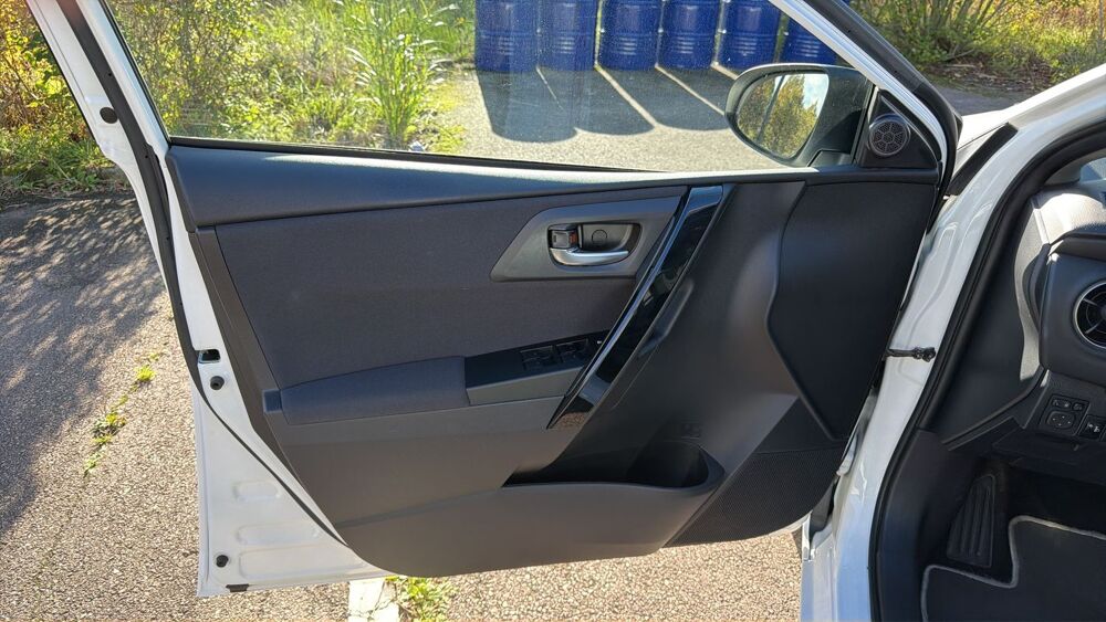 Auris II 1.8 VVT-i 136 Hybrid CVT Design 2018 occasion 76230 Isneauville