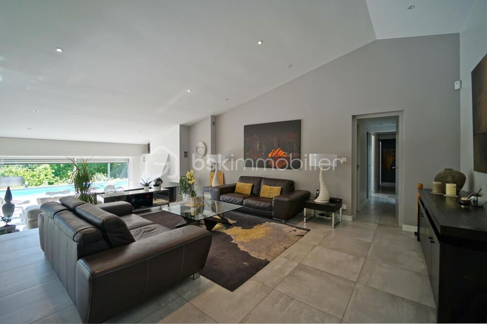 à vendre  Propriété/château Choisy (74330)