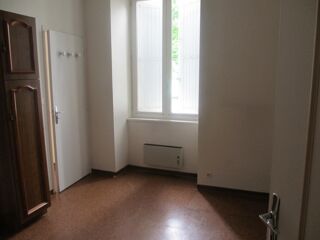  Appartement  louer 4 pices 79 m