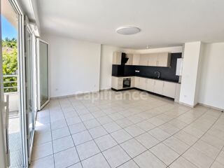 Vente Appartement A SAINT AUBIN DE MEDOC (33): Rare- T3  lumineux de 63,05 m² au dernier étage, avec terrasse couverte et place de parking privati Saint aubin de medoc