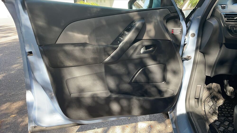 C4 Picasso II 1.6 BlueHDi 100 Feel &Eacute;dition - 5 places 2015 occasion 83000 Toulon