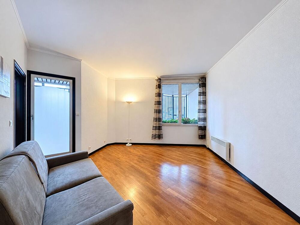Appartement Paris - 1 pièce 30.7 m2