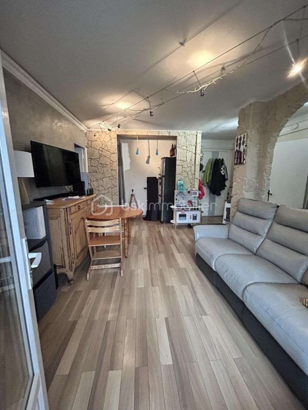 Appartement 4 pièces  60 m²  Rez-de-jardin  Cannes (Quartier des Coteaux)