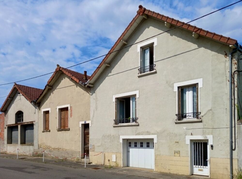 SANCOINS maison 4 chambres, terrain, annexes