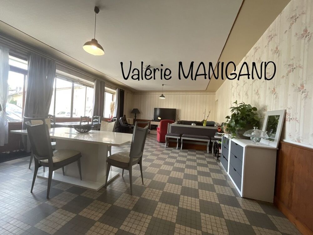 Dpt Dordogne (24), à vendre proche de SAINT AULAYE-PUYMANGOU maison P9 de 260 m² - Terrain de 1 273 m²
