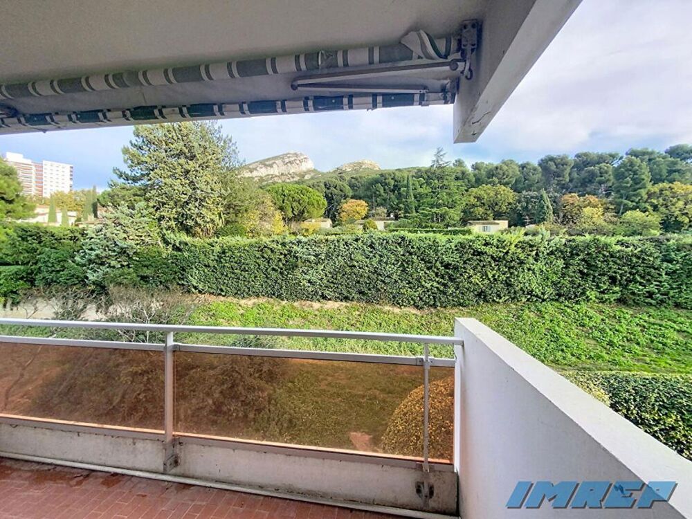 Vente Appartement Appartement T4 Marseille 13010 Saint-Tronc – Résidence avec piscine, balcon, parking et vue colline Marseille 10