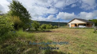  Terrain à vendre 719 m²