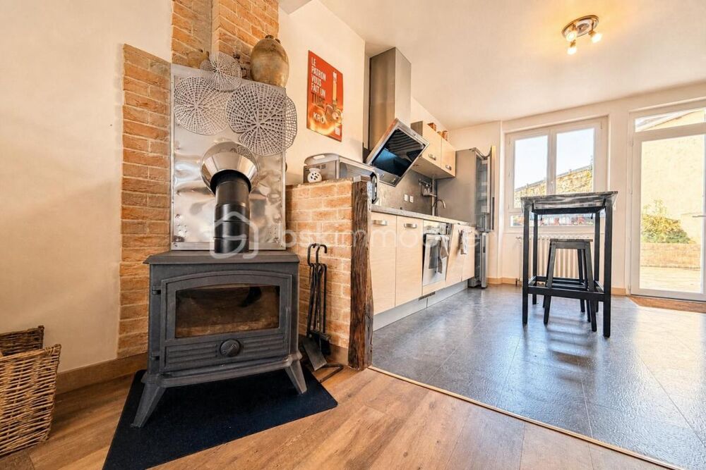 Vente Maison Maison de bourg avec piscine et dépendances Saint germain les belles