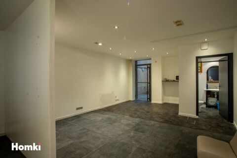 Rentabilit&eacute; 10,9 % – Local commercial emplacement n&deg;1 – Saint-&Eacute;tienne 60000 42000 Saint etienne