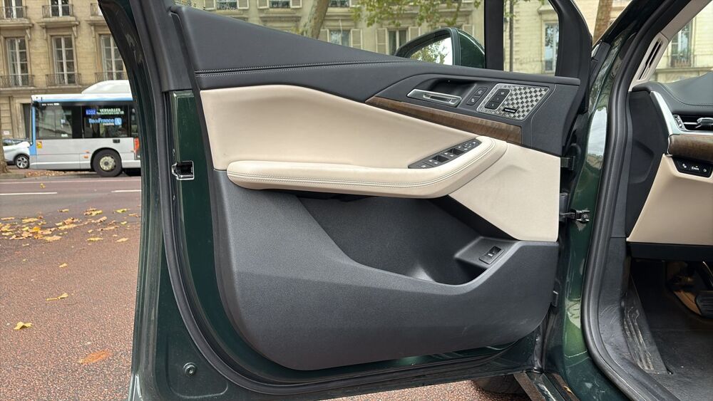 Serie 2 (U06) 220i 170 Mild Hybrid Steptronic7 Luxury - Entretien co 2023 occasion 78000 Versailles